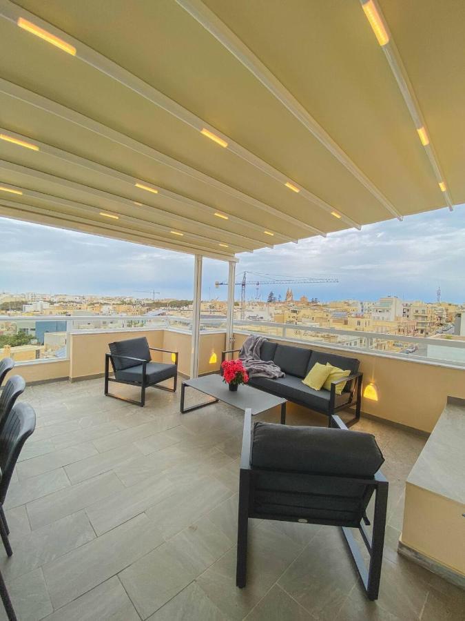 The Blue Mill Penthouse With Beautiful Views Apartment Naxxar Luaran gambar